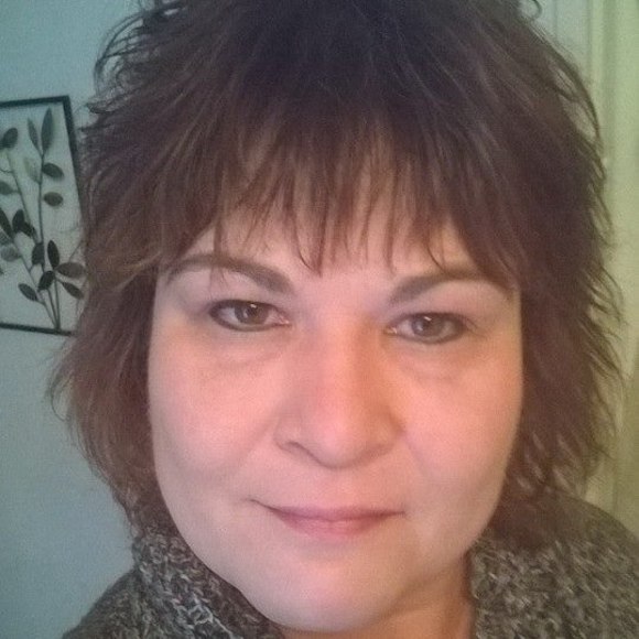 Meet your Posher, Eva - Picture 1 of 1